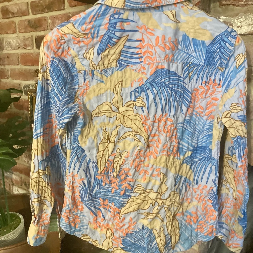 J. McLaughlin Tropical Print Button-Down Shirt in Blue & Orange Resort Luxury - Picture 7 of 16